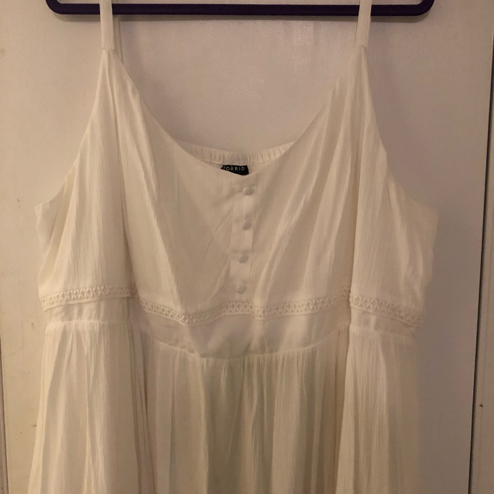 Torrid white maxi dress size 6